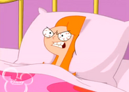 Candace muy molesta al despertarse