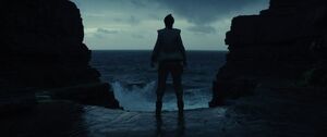 Rey in Ahch-to
