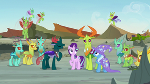 Pharynx tells stories of his and Thorax's childhood S7E17