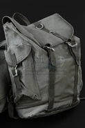 Pac Rim Props-158.jpg (1,022 KB) Raleigh's backpack (treated with gray paint for Drift sequences)