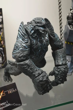 NECA PACIFIC RIM KAIJU LEATHERBACK フィギュア NECA Pacific Rim Leatherback Kaiju Figure Review - YouTube