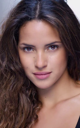 Adria Arjona