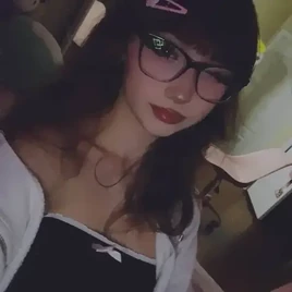 Bella The Wolf | Packgod Wiki | Fandom