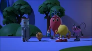 Amazin' Adventures - PAC-MAN PATGA S01E12 Seems Like Old Times Amazin' Adventures (IiGbNRzpLeE - 1280x720 - 16m00s).png (833 KB) Fuzbitz and Grinder tell the trio that Sir C went back to the Netherworld alone