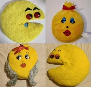Commonwealth Toys, Pac-Man and Ms. Pac-Man plush pillows