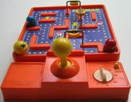 Pac-Man Magnetic Maze