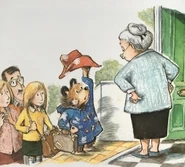Mrs. Bird meets Paddington (A Bear Called Paddington)