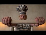 Knuckles threatens to snap rolling pin (Paddington 2)