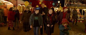 The Browns go to the Kozlova Steam Fair (Paddington 2)