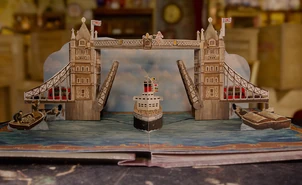 Pop-up Book: The Tower Bridge