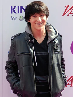 450px-Mitchel Musso 2010 cropped