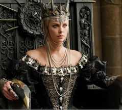 Snow-white-and-the-huntsman-charlize-theron-universal-thumb-315xauto-41266