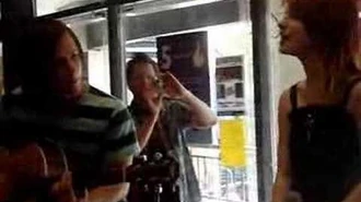 Paramore_-_Conspiracy_(live)