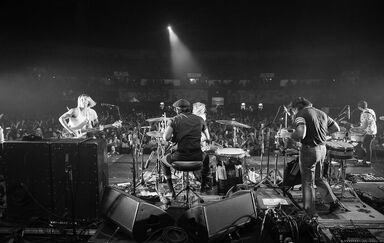 PARAMORE 001