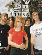 (2004-2005) (Jeremy Davis, Zac Farro, Hayley Williams, Hunter Lamb, Josh Farro)