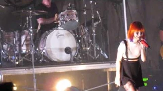 Miracle_-_Paramore_@_Bell_Auditorium,_Augusta_-_April_27,_2015