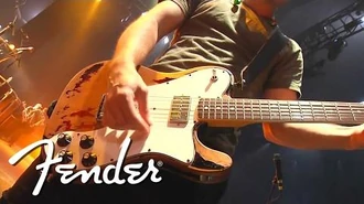 Paramore's_Josh_Farro_-_Fender