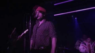 HalfNoise_“In_The_Summer”_live_at_Borderline_London