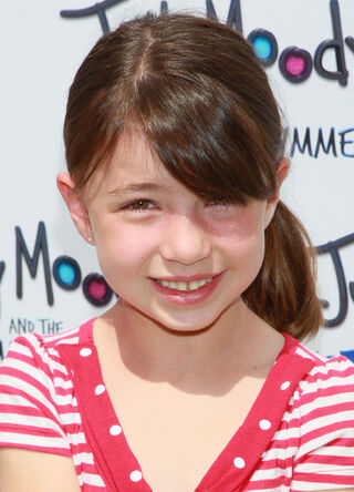 Savannah Paige Rae Premiere Relativity Media vOlKJ3lSB3Kl