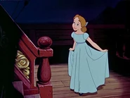 Wendy Darling Curtsy