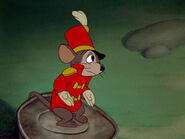 Dumbo-disneyscreencaps.com-6733