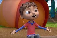 Edgar Peepleson as Skinny Boy in Green Suit