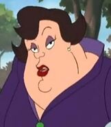 Mrs. Prysselius as Queen Beryl