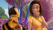Bee-movie-disneyscreencaps.com-3557