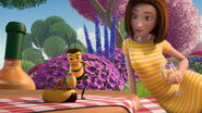 Bee-movie-disneyscreencaps.com-3540