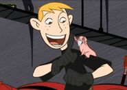 Ron Stoppable as Tracey Sketchit