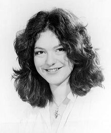 Performer.louisegold.jpg