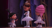 Despicable-me-disneyscreencaps.com-8774