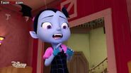 Vampirina screams