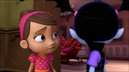 Poppy Peepleson (Vampirina) 04