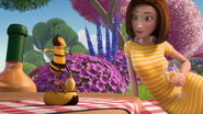 Bee-movie-disneyscreencaps.com-3537