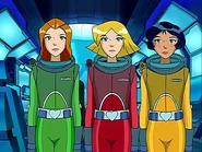 Spies spacesuits S3.png (6.7 MB)