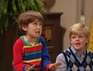 S6 E18 09.png (291 KB)