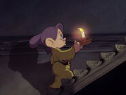 Snow-white-disneyscreencaps.com-3560