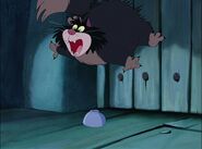 Cinderella-disneyscreencaps.com-8351.jpg (179 KB)