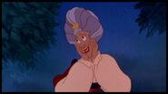 Queen Uberta as Queen Mousetoria