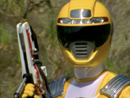 Drive-Defender-Blaster-Mode-Yellow-Ranger