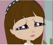Blythe Baxter Crying in S01E17