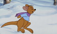 Winnie-the-pooh-disneyscreencaps.com-7301