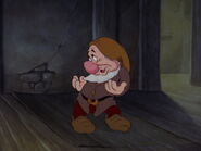 Snow-white-disneyscreencaps.com-3288