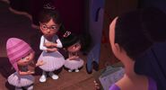 Despicable-me-disneyscreencaps.com-8786