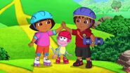 Dora.the.Explorer.S08E08.Doras.Great.Roller.Skate.Adventure.WEBRip.x264.AAC.mp4 000936468