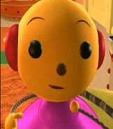 Zowie Polie,