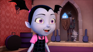 Vampirina Hauntley (Vampirina) 12