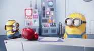 Minion throw a paper