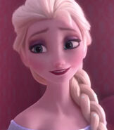 Elsa in Frozen Fever